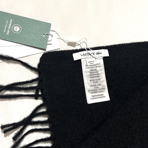 Lacoste Winter Scarf 🎁 - Picture 10 of 12